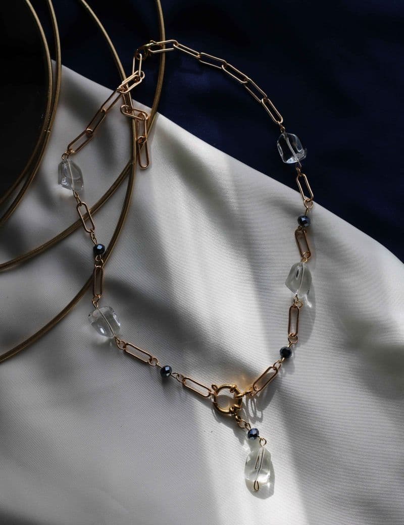 Мерцающее колье с льдинками