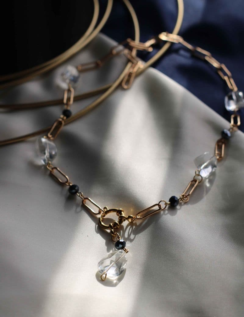 Мерцающее колье с льдинками