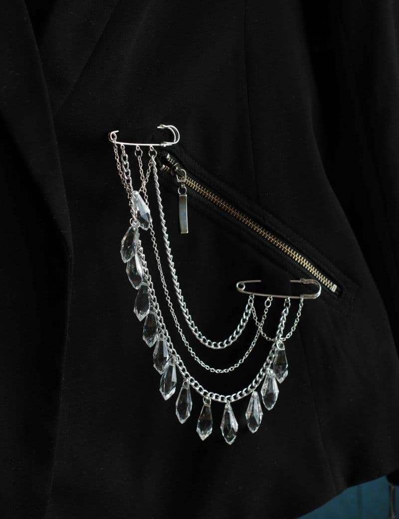 Кристальная брошь