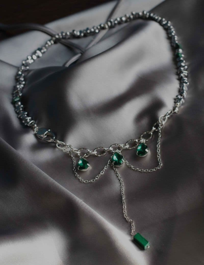 Колье ручной работы из Латунь, Малахит, Стразы Swarovski, Гематин